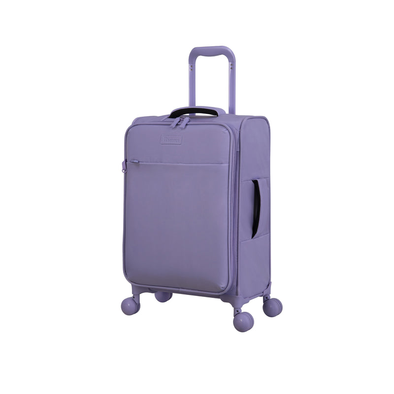Lustrous 22" Softside Carry-On 8 Wheel Spinner (Lavender)